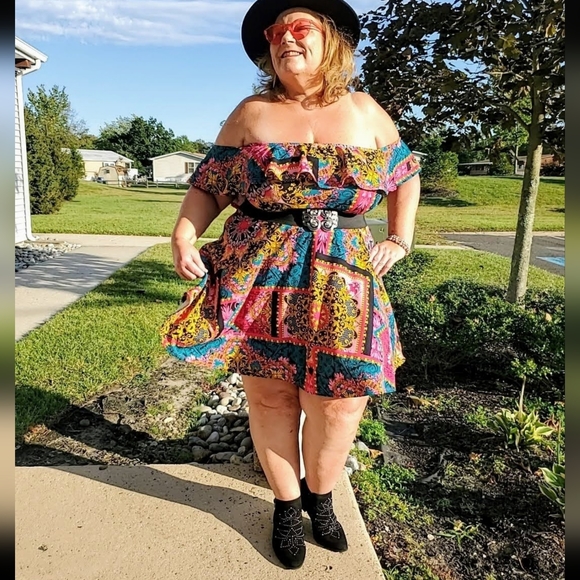 NEW NWOT CurvySense Plus Size Fuchsia/Teal Victorian Print Dress Size 3XL - Picture 8 of 8